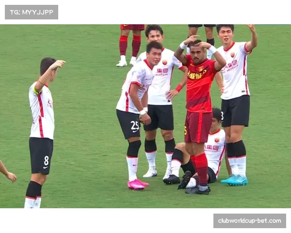 町田泽维亚亚冠客场采取稳守反击 对阵海港射正数占优