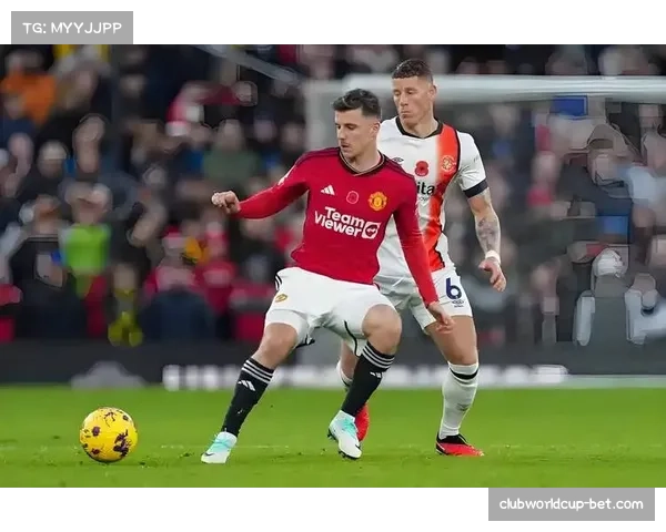 利兹联客场防守漏洞频现 失球数居高不下